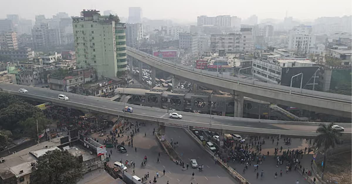 নতুন কর্মসূচি ঘোষণা: ফার্মগেটে অবরোধ স্থগিত