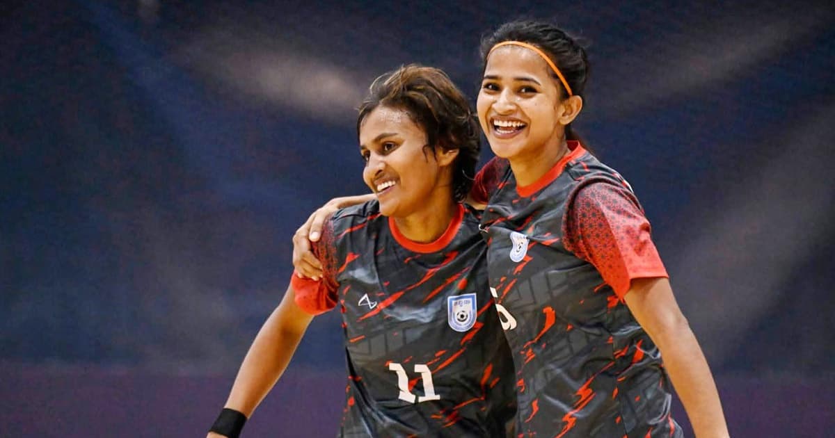 পাকিস্তানকে ৯-১ গোলে হারিয়ে শীর্ষে বাংলাদেশ