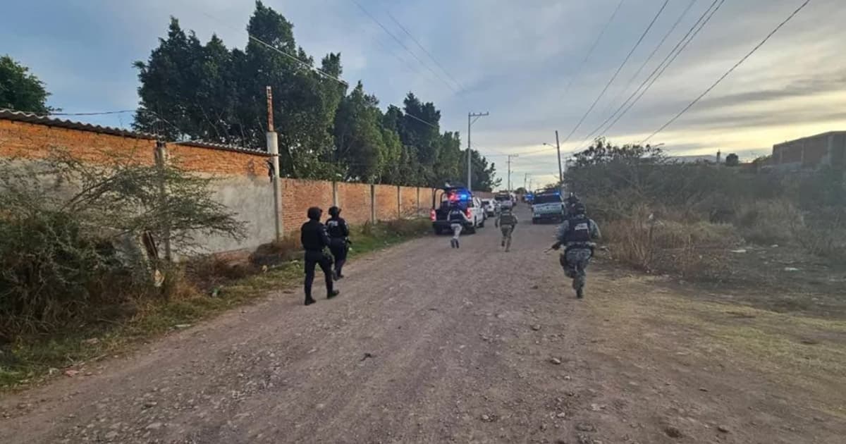 মেক্সিকোর ফুটবল মাঠে ১১ জনকে হত্যা