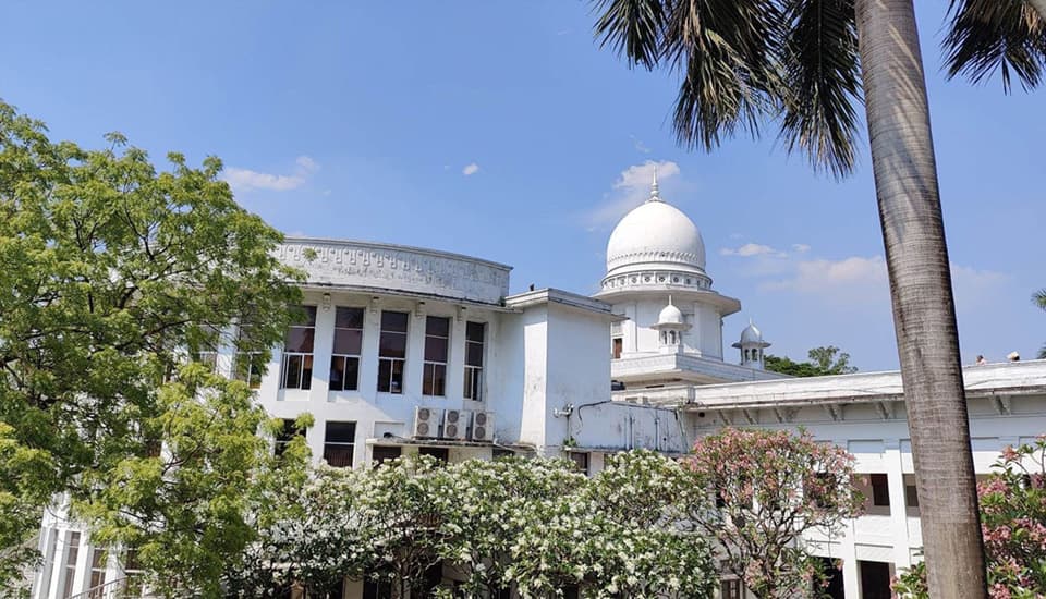 একই দিনে দুই ভোটের তফসিলের বৈধতা চ্যালেঞ্জ করে রিট