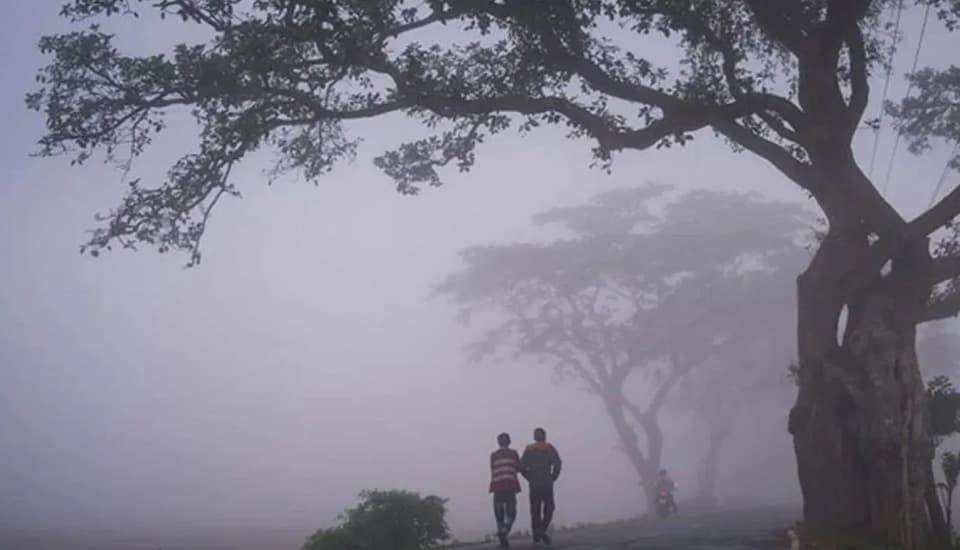 ১৭ জেলায় বইছে শৈত্যপ্রবাহ