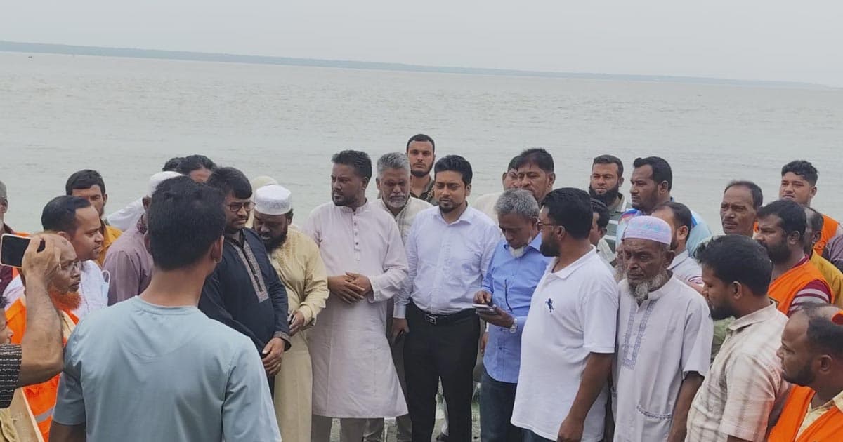 দশমিনায় আরজবেগী ব্লকপাড়ে পরিচ্ছন্নতা অভিযান