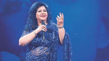 আমাকে দুইবার বয়কট করা হয়েছিল : রুনা লায়লা