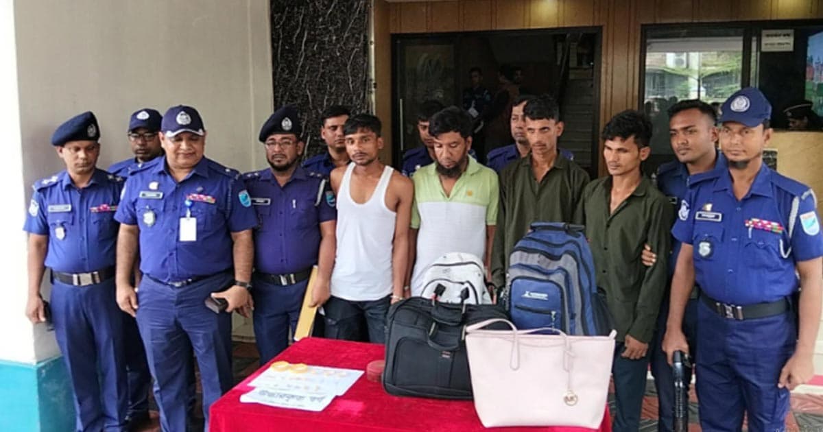নারায়ণগঞ্জে ডাকাতি মামলায় গ্রেপ্তার ৫