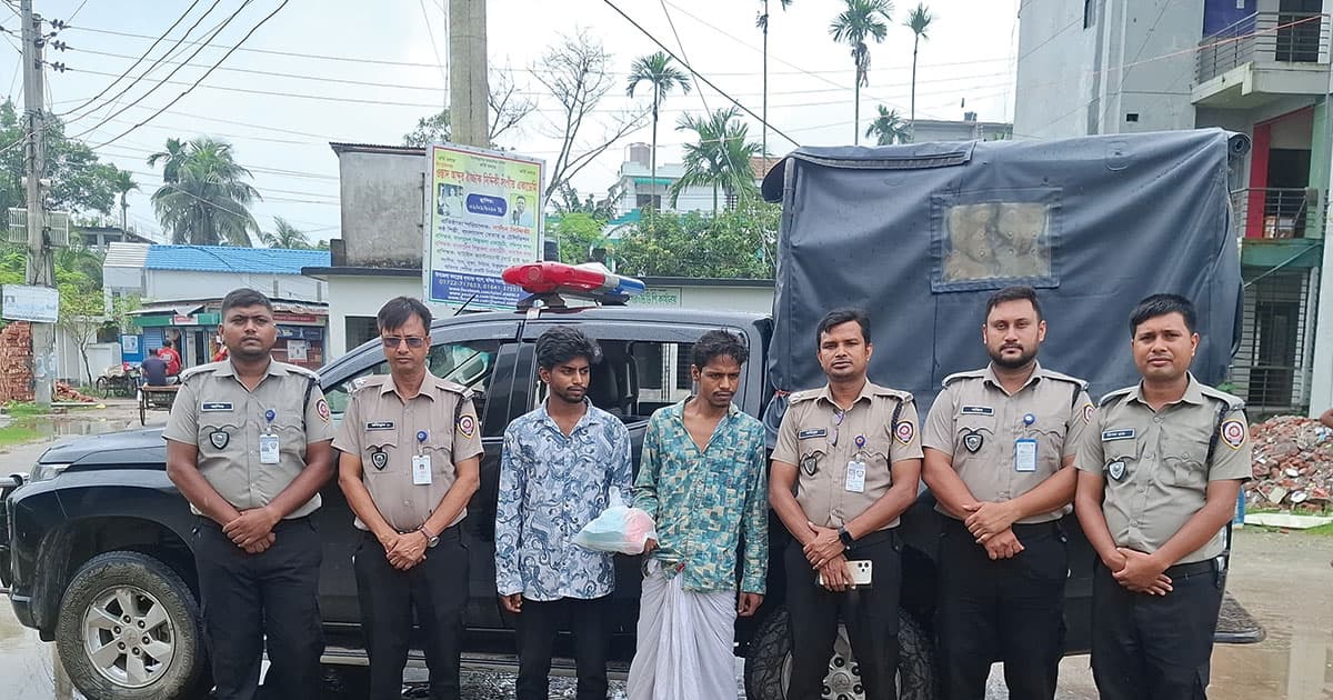 মাদকবিরোধী অভিযানে আটক ২