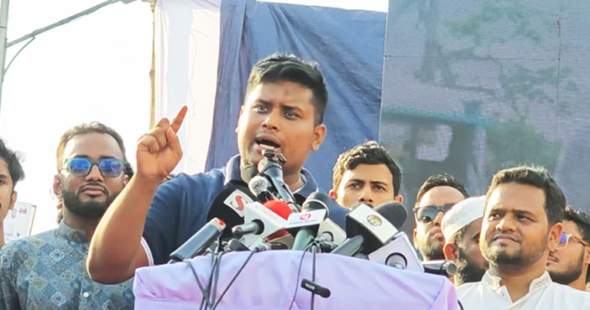 শিক্ষামন্ত্রী স্ট্যান্টবাজি ও টেন্ডারবাজিতে ওস্তাদ