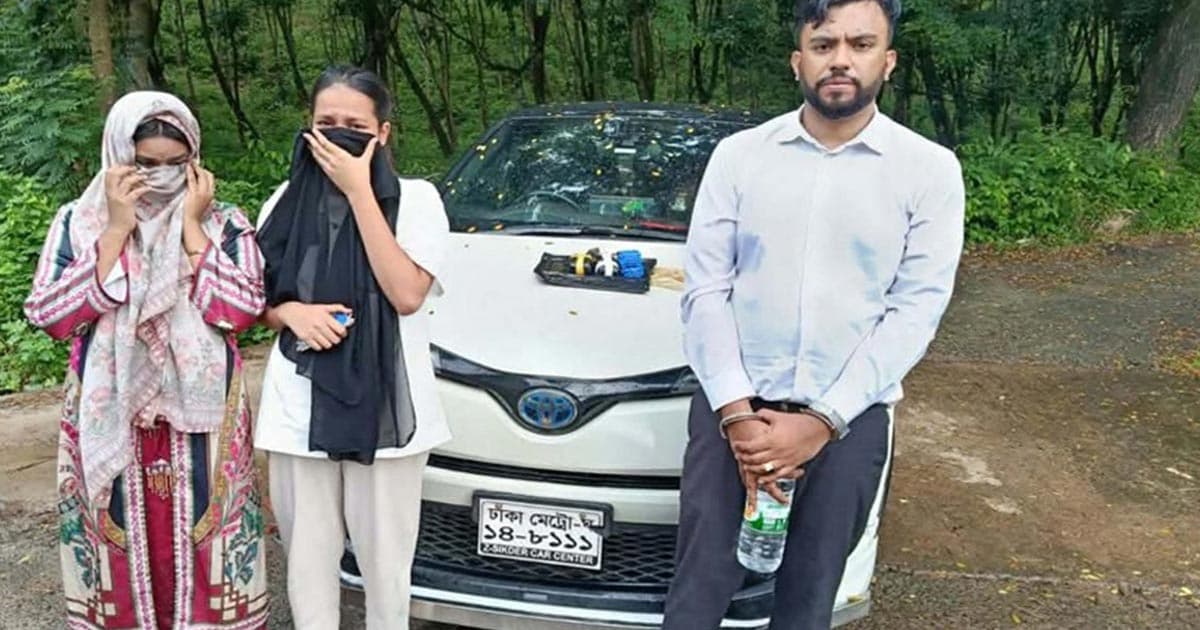 সরকারি স্টিকার লাগানো গাড়িতে ইয়াবা পাচার, আটক ৩