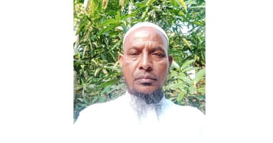 দুর্ঘটনায় প্রধান শিক্ষক নিহত