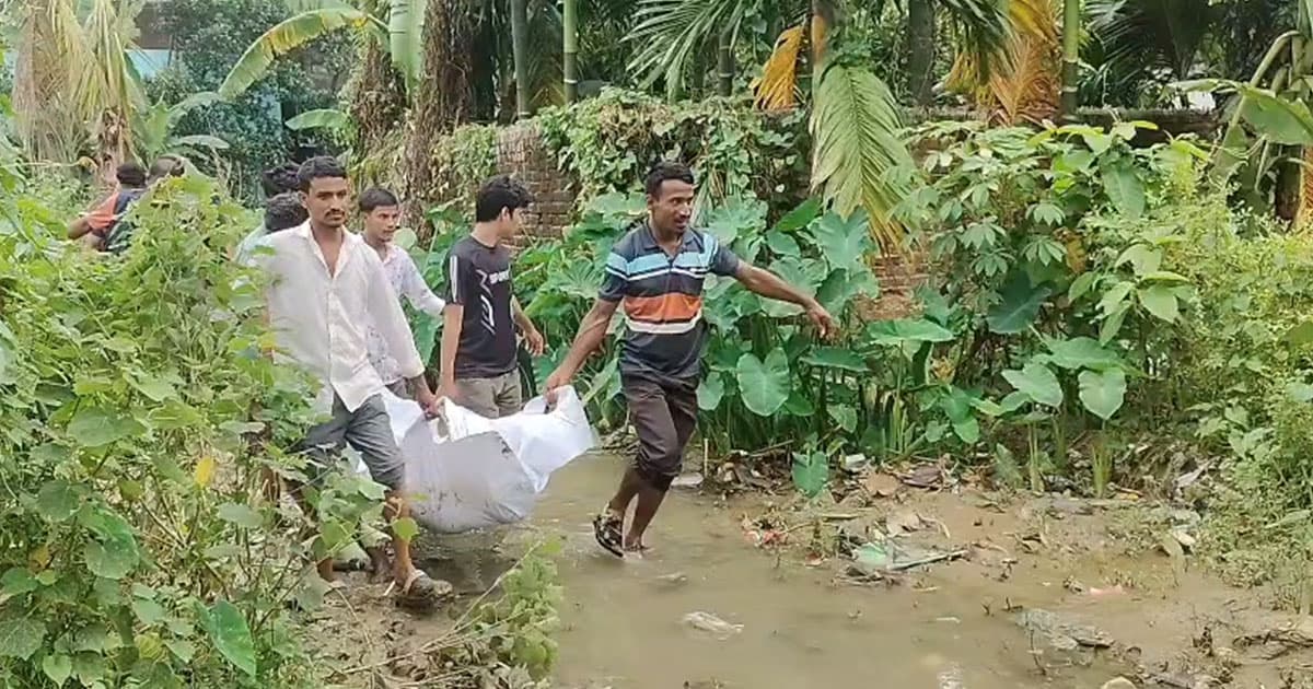কক্সবাজারে ছড়া থেকে মরদেহ উদ্ধার