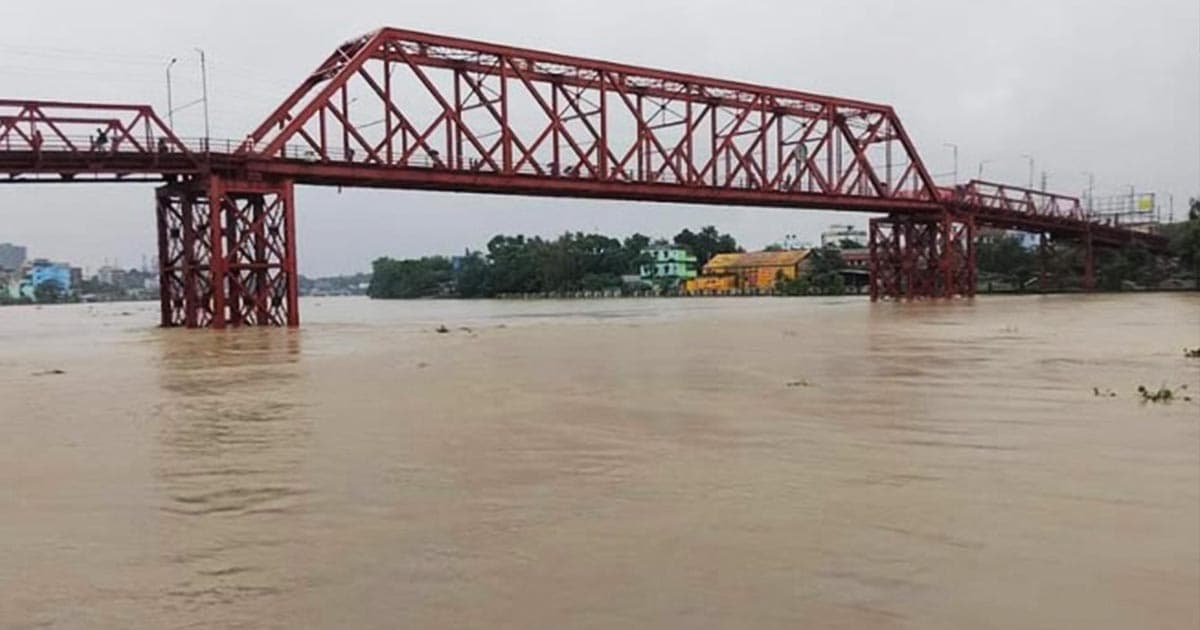 নদ-নদীর পানি বাড়ছে, নিম্নাঞ্চল প্লাবনের আশঙ্কা