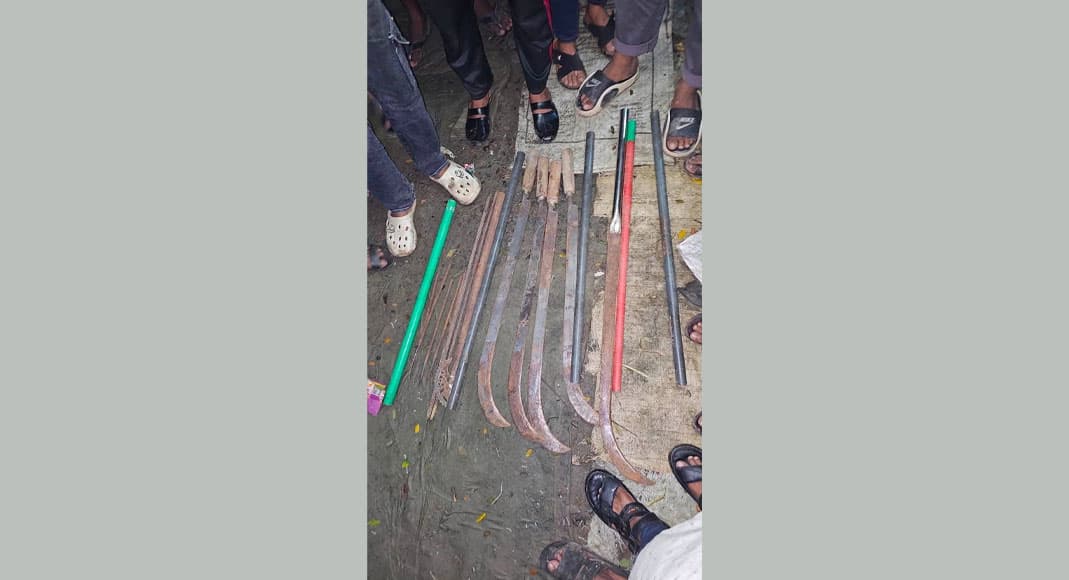 লক্ষ্মীপুরে বিপুল পরিমাণ অস্ত্র উদ্ধার