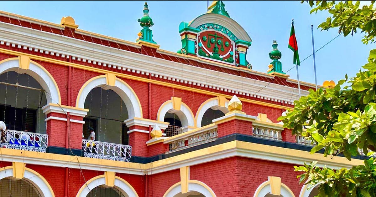 দুদকের মামলায় ৩ জনের ৫ বছর কারাদণ্ড