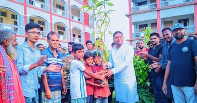 সিংড়ায় শতাধিক ফলদ বৃক্ষ বিতরণ