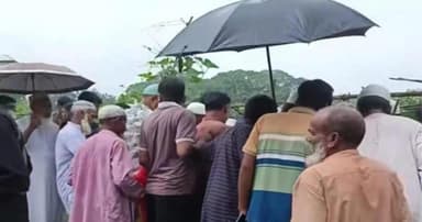 জমি-সংক্রান্ত বিরোধে চাচাকে ছুরিকাঘাতে হত্যা
