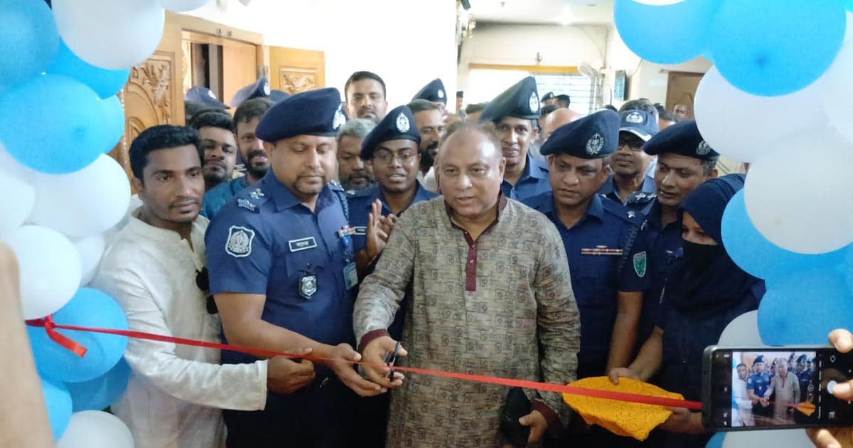 গোলাপগঞ্জ মডেল থানায় প্রবাসী হেল্প ডেস্ক উদ্বোধন