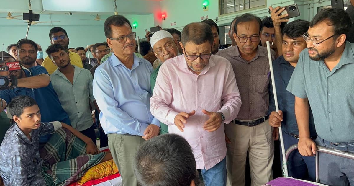 ‘দেশে প্রয়োজনের তুলনায় চিকিৎসকের সংখ্যা এখনও কম’