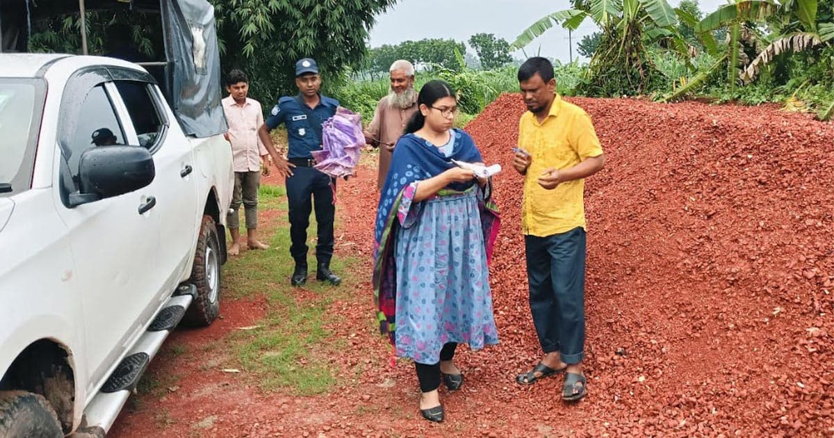 সিংড়ায় আবাদি জমিতে পুকুর খননের অপরাধে অর্থদণ্ড
