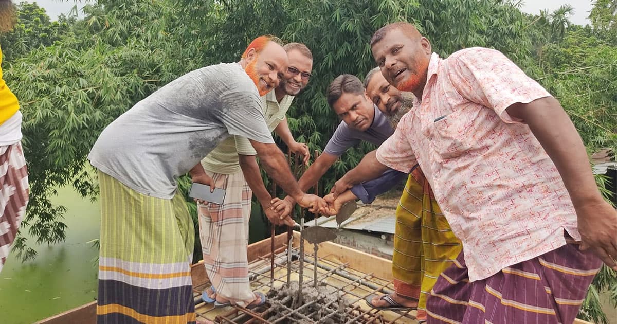খানসামায় জামে মসজিদের ছাদ ঢালাই কাজের উদ্বোধন