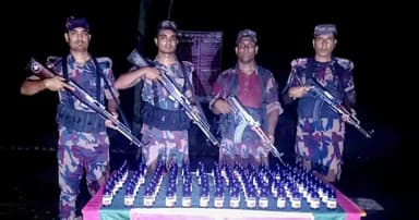 মনোহরপুর সীমান্ত থেকে বিপুল পরিমাণ মাদক জব্দ
