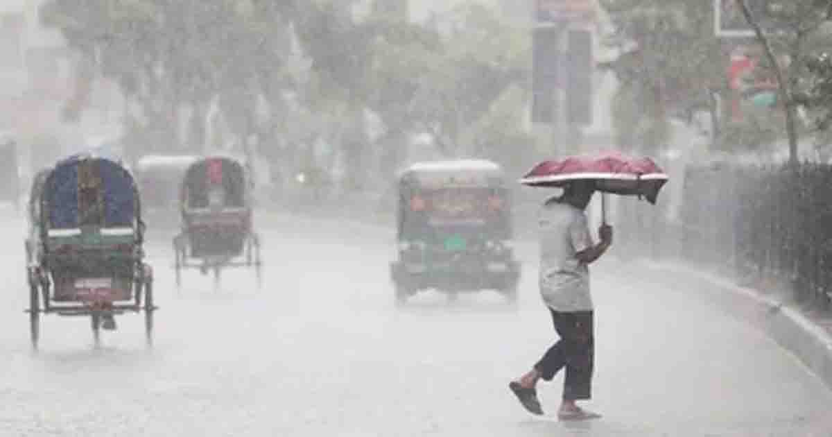 বেড়ায় টানা ভারী বর্ষণে স্থবির জনজীবন, বিপাকে দিনমজুর