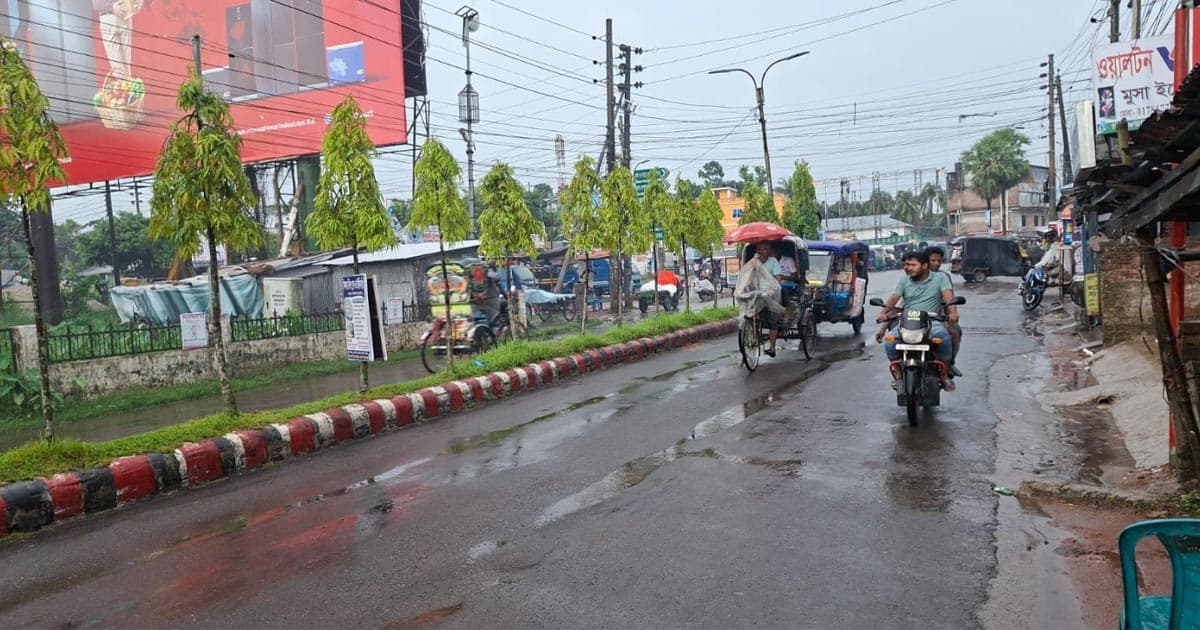 বরগুনায় ৩ নম্বর সতর্ক সংকেত, অতি ভারী বৃষ্টির পূর্বাভাস