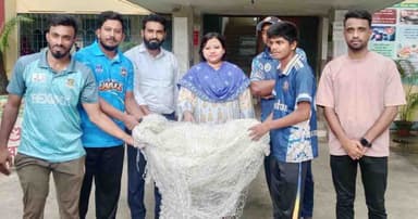 ক্ষতিগ্রস্ত সৈয়দপুর ক্রিকেট একাডেমির পাশে উপজেলা পরিষদ, নতুন নেট উপহার