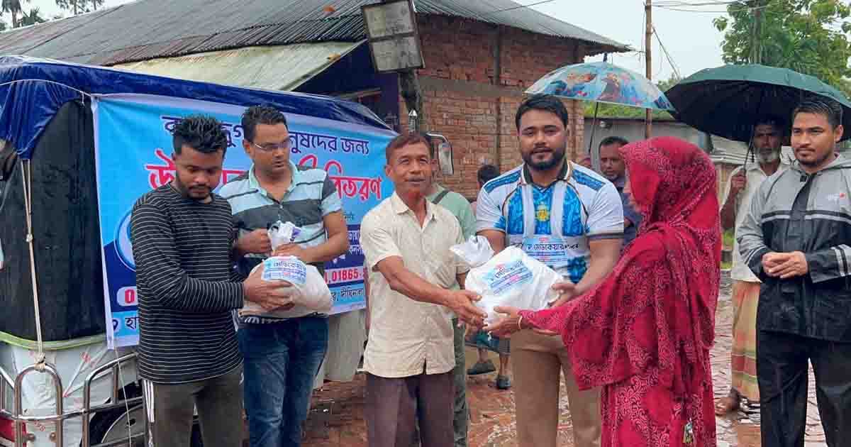 দীঘিনালায় বন্যাকবলিত ও আশ্রয়কেন্দ্রে থাকা মানুষের পাশে ‘মেডিকেয়ার’