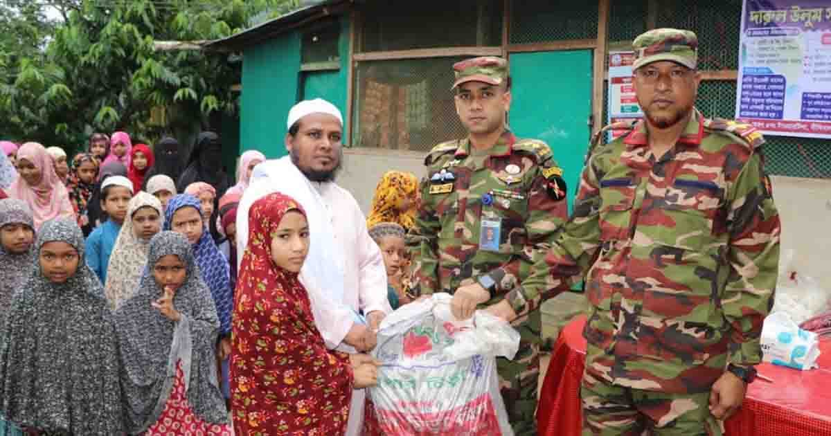 দীঘিনালায় এতিমখানার শিক্ষার্থীদের পাশে সেনাবাহিনী