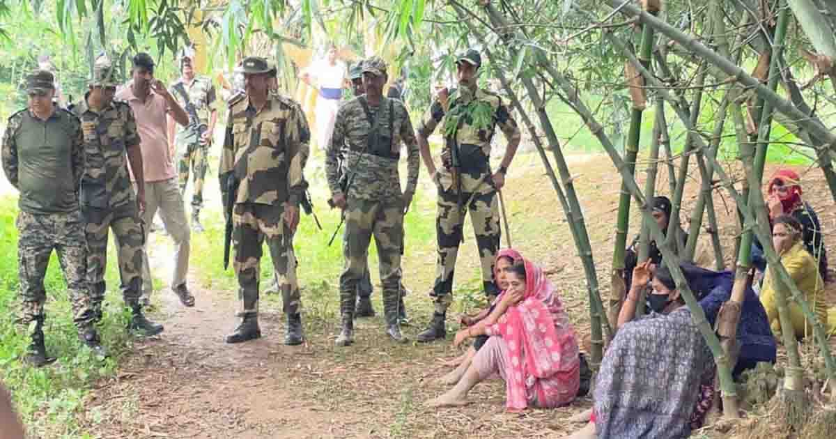 বিরামপুর সীমান্তে বিএসএফ’র পুশইন প্রতিহত