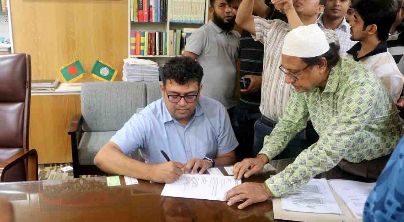 ফুল দিয়ে শুভেচ্ছা না জানানোর আহ্বান গোবিপ্রবির উপাচার্যের