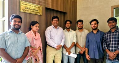 ১২ দফা দাবিতে কুবি জাতীয় ছাত্রশক্তির স্মারকলিপি