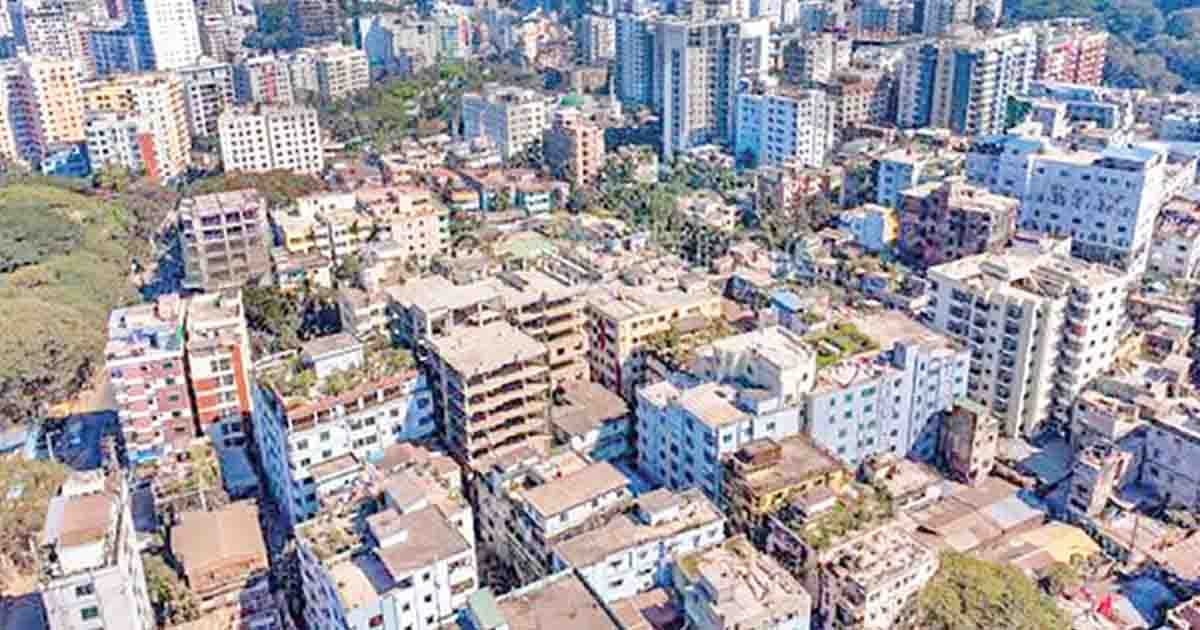চট্টগ্রামে ভবন নির্মাণে আইন ভাঙার ‘উৎসব’