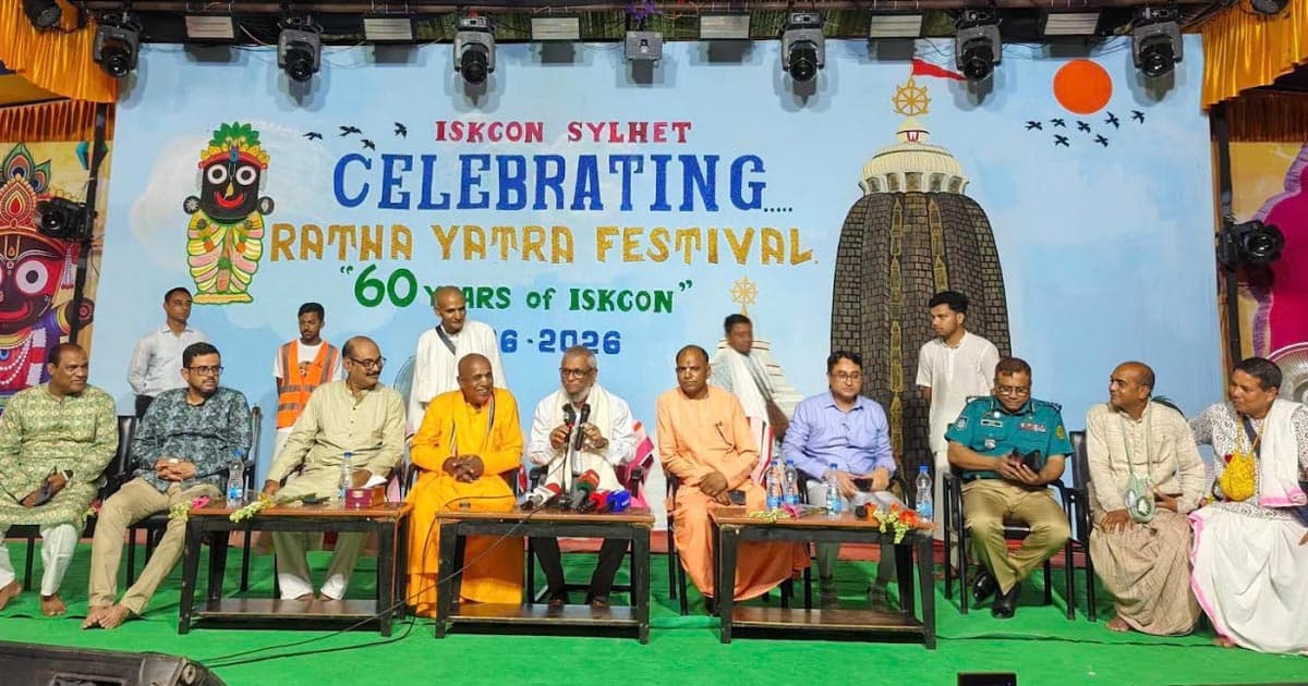 চা শ্রমিকদের জীবনমান উন্নয়নে সরকার কাজ করছে: শ্রমমন্ত্রী