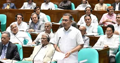 ১০ হাজার পুলিশ নিয়োগের পরিকল্পনা: প্রধানমন্ত্রী