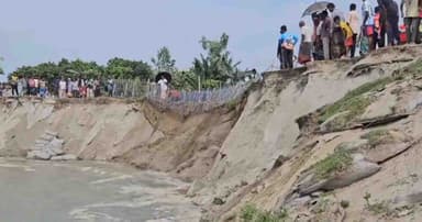 যমুনার ভাঙনে শহড়াবাড়ি স্পারের আরও ৬৫ মিটার বিলীন
