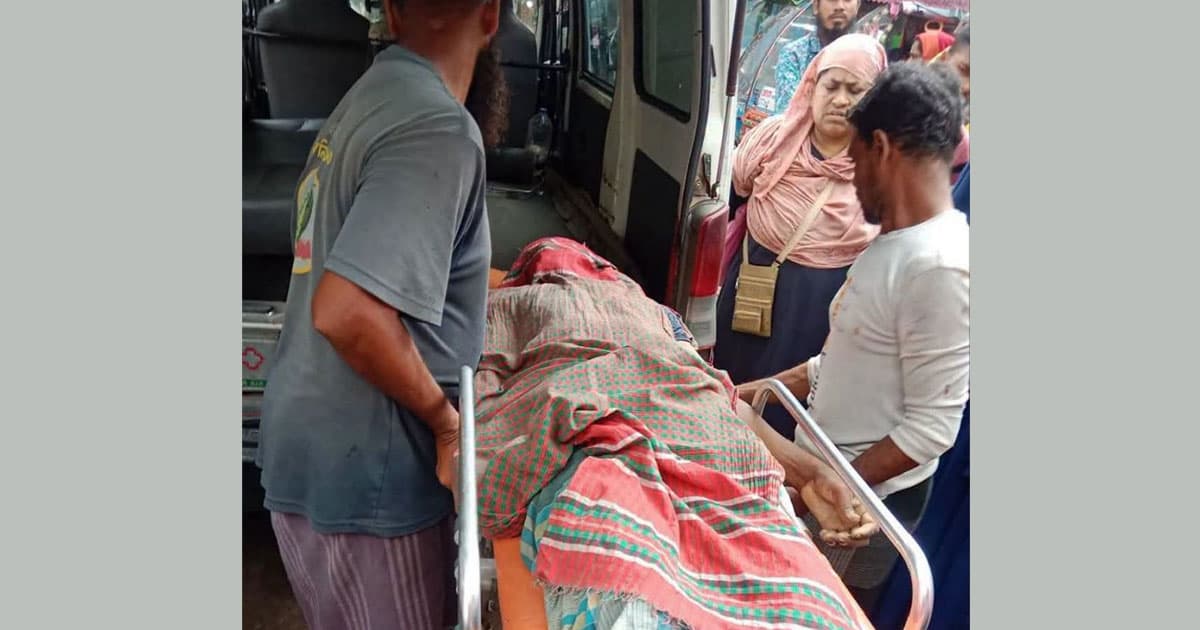 বানারীপাড়ায় নির্মাণাধীন ভবনের ছাদ থেকে পড়ে শ্রমিক নিহত