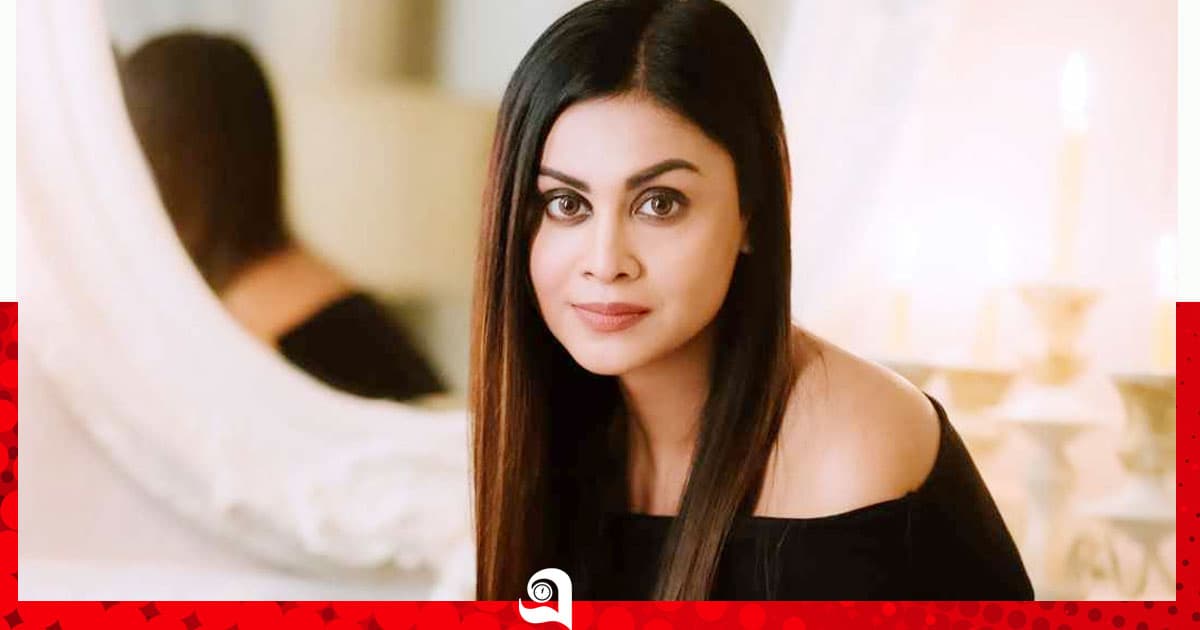 সড়ক দুর্ঘটনায় আহত মেঘলা মুক্তা আইসিইউতে ভর্তি