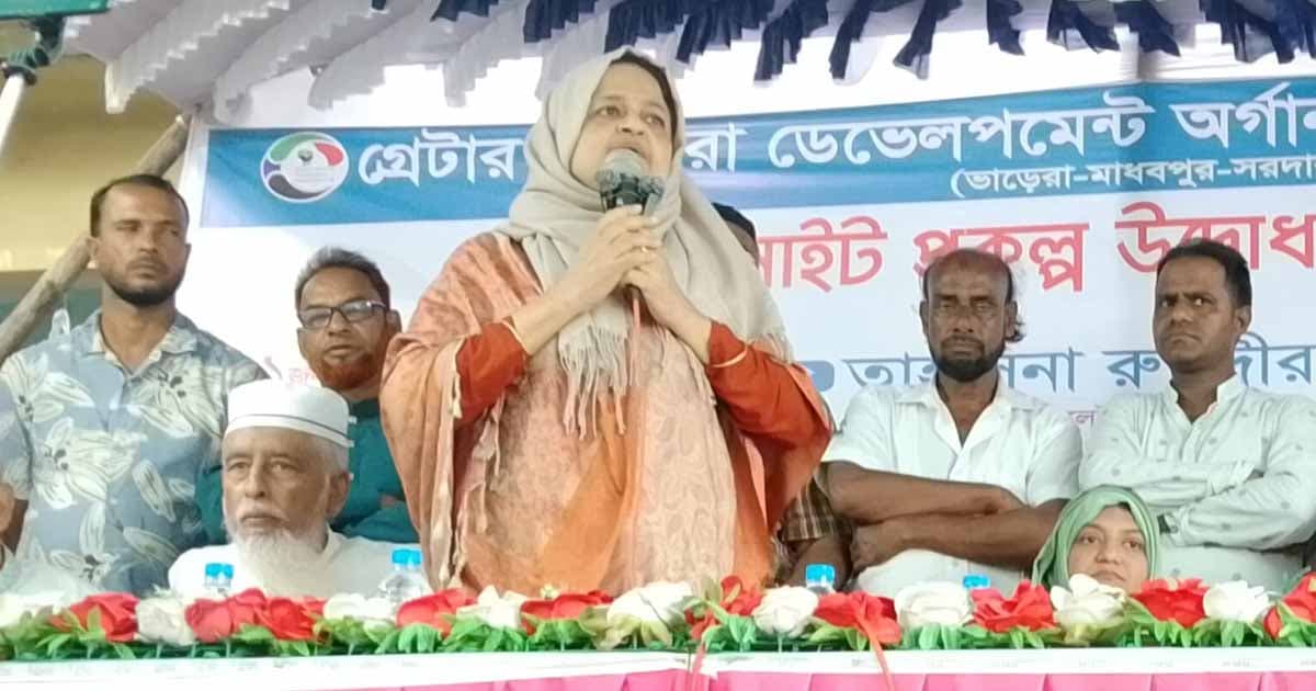 যেকোনো দূর্যোগে প্রবাসীরা সবার আগে এগিয়ে আসে: লুনা