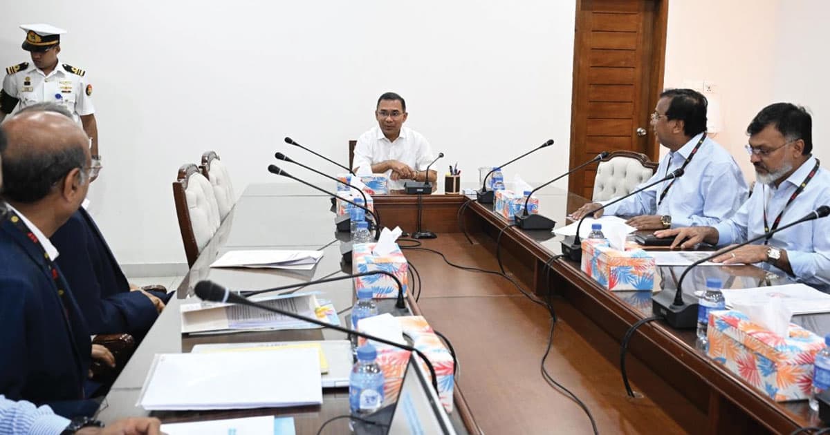 গুলশান লেকের পরিবেশ রক্ষা ও সমন্বিত বর্জ্য ব্যবস্থাপনা নিশ্চিত করার নির্দেশ প্রধানমন্ত্রীর