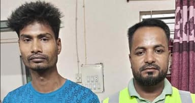 পার্বতীপুরে ইয়াবা কারবারি গ্রেপ্তার