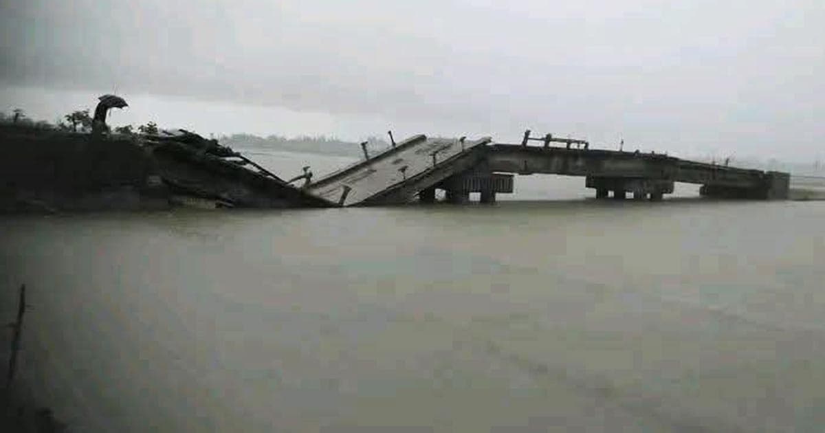 টানা বর্ষণে সেতু ধস, যোগাযোগ বিচ্ছিন্ন ২ ইউনিয়ন