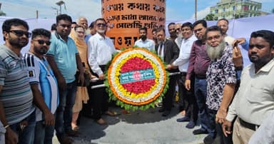 জুলাই শহীদ দিবসে নাসিক প্রশাসকের স্মৃতিস্তম্ভে শ্রদ্ধা