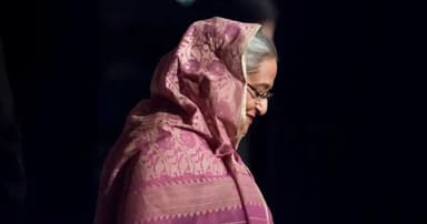 ভারতে বসে রাজনীতি করতে পারবেন না শেখ হাসিনা