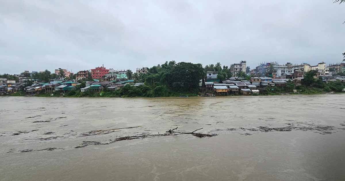দুইদিনের টানা বর্ষণে সাঙ্গু নদীর পানি বৃদ্ধি