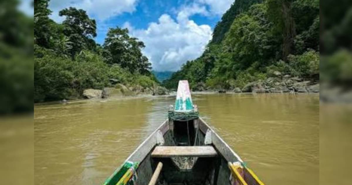 সাঙ্গু নদে ইঞ্জিন চালিত নৌকা ডুবিতে পর্যটক নিখোঁজ