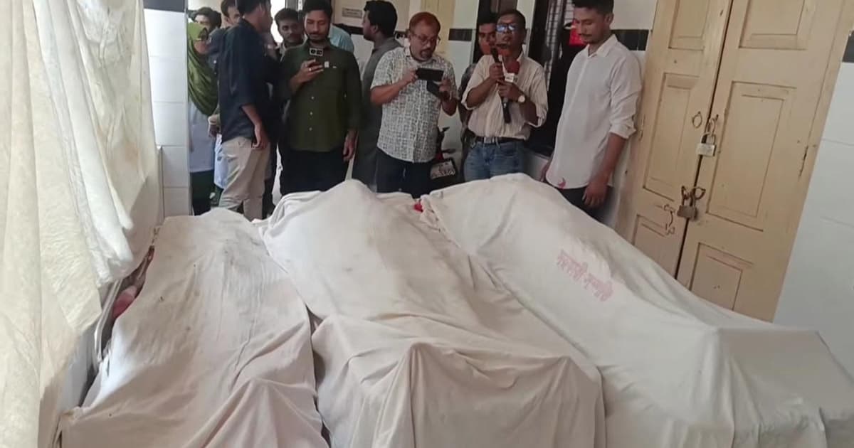 রায়পুরে তিন মেয়েসহ মাকে কুপিয়ে হত্যা, গণপিটুনিতে অভিযুক্ত নিহত