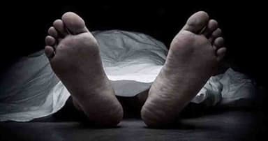 ডুবে থাকা কার্গো থেকে যুবকের লাশ উদ্ধার
