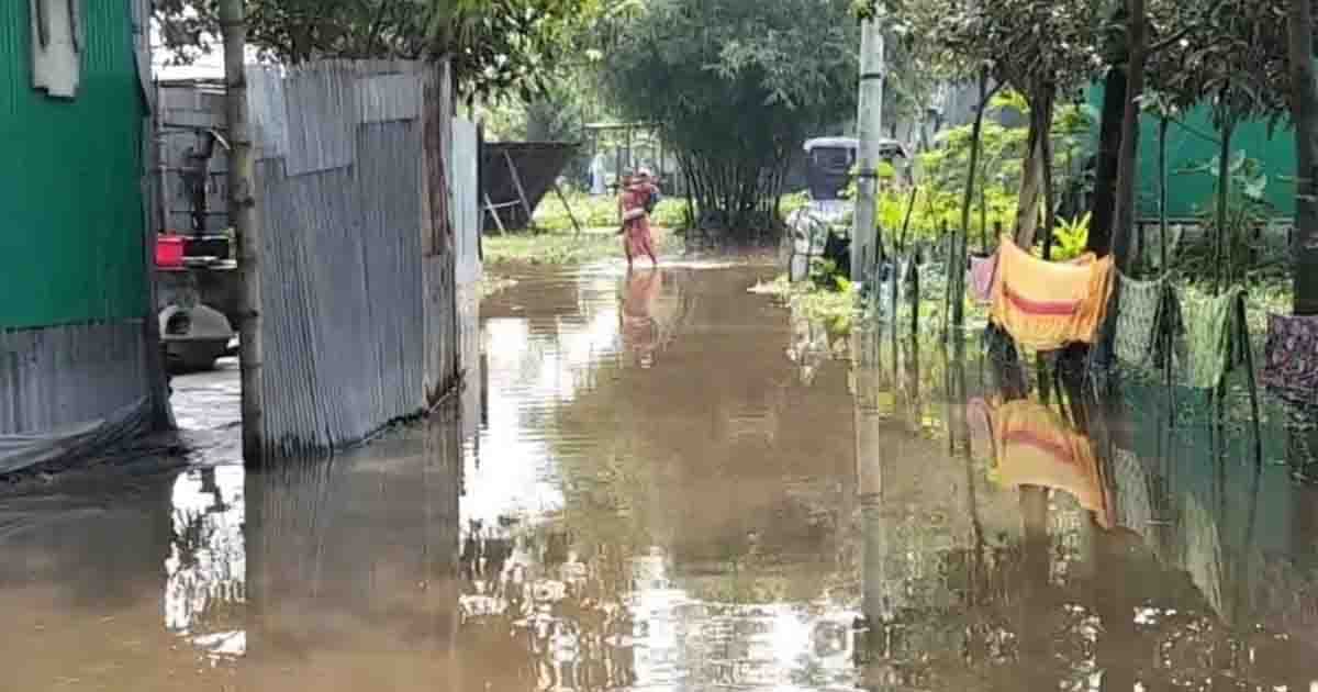 লালমনিরহাটে তিস্তা-ধরলার পানি বৃদ্ধি, বন্যা আতঙ্ক