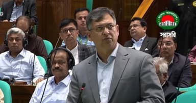 মিয়ানমার সীমান্তে কাঁটাতারের বেড়া দেওয়ার পরিকল্পনা: সংসদে স্বরাষ্ট্রমন্ত্রী