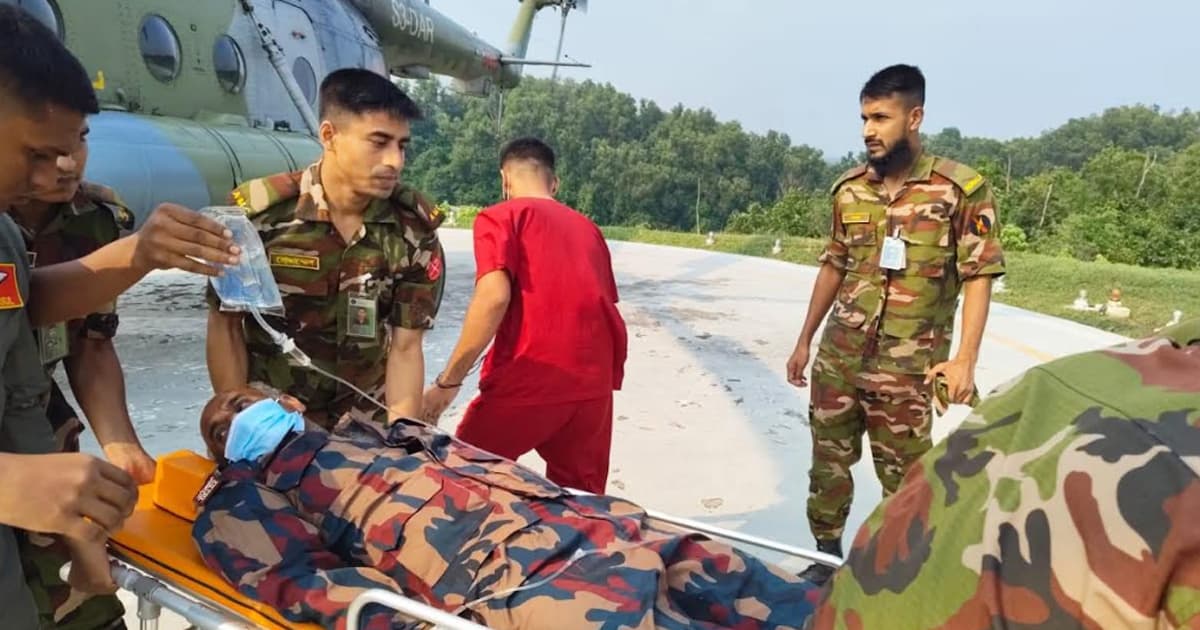 বাঘাইছড়িতে অসুস্থ বিজিবি সদস্যকে হেলিকপ্টারে উদ্ধার